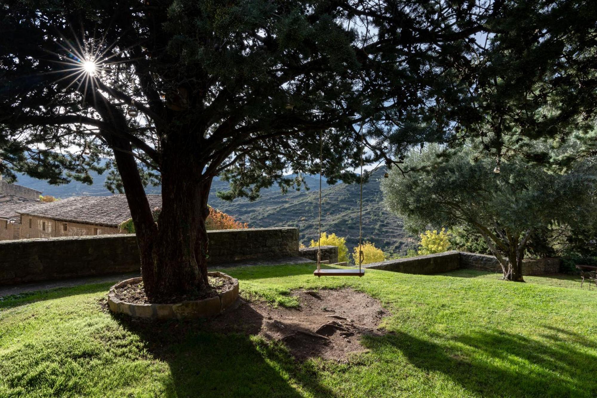 Parador De Sos Del Rey Catolico Exterior photo